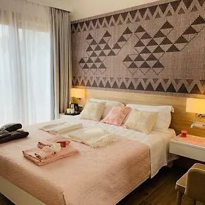 Relais Del Borgo- Domo Porto San Paolo (Sardinia)